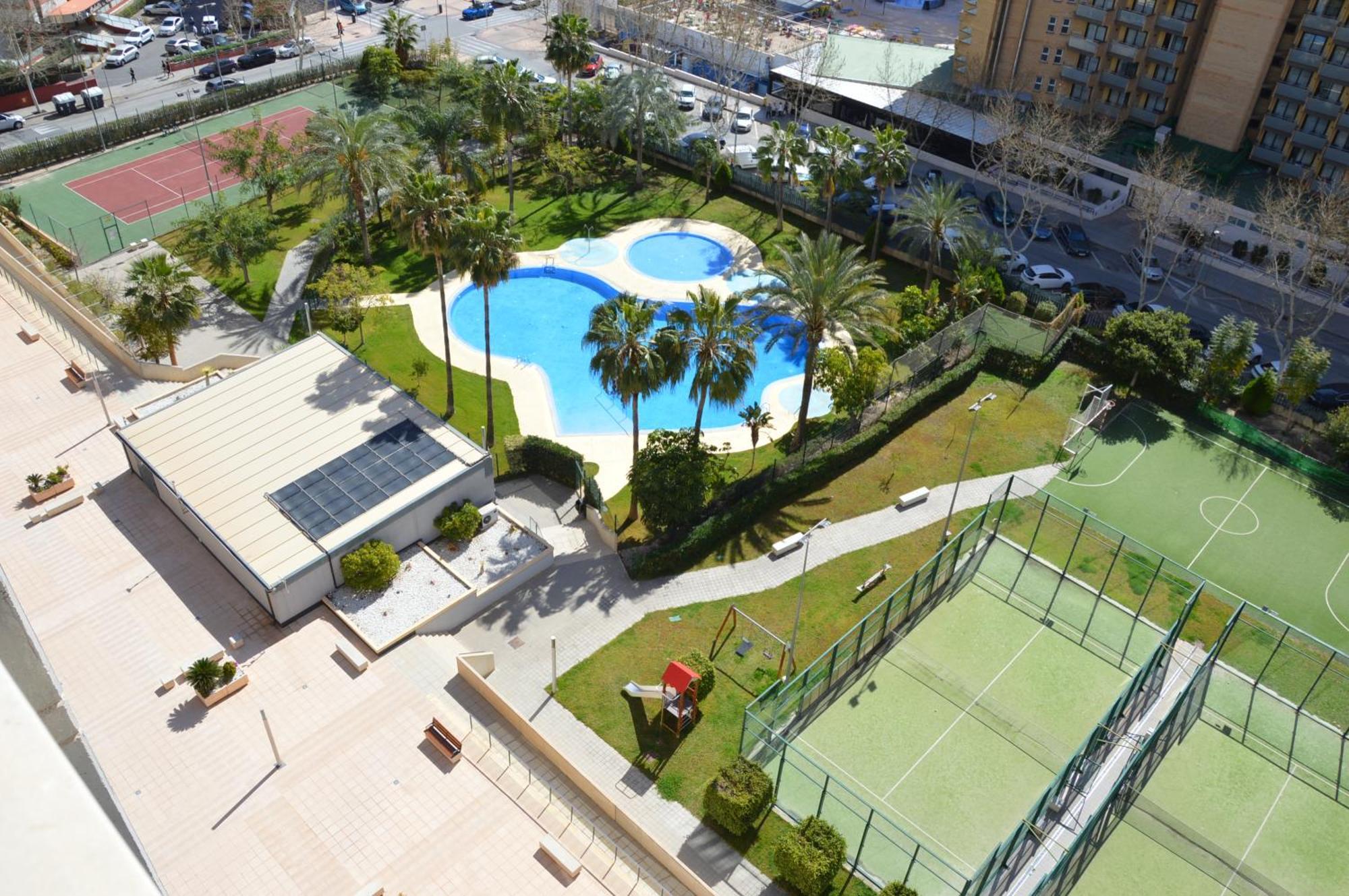 D'Oboe Marlovi Apt With Pool بينايدورم المظهر الخارجي الصورة