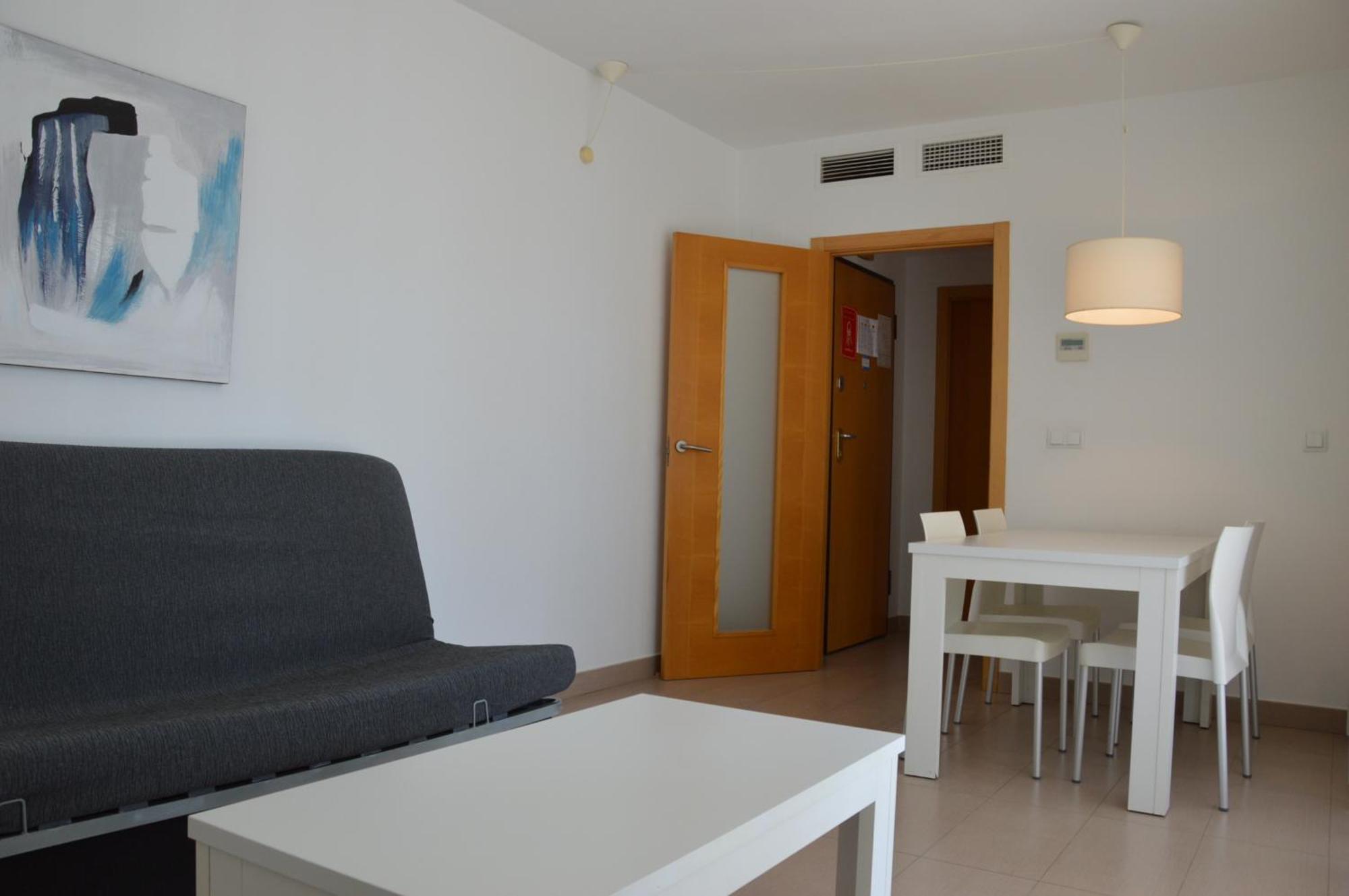 D'Oboe Marlovi Apt With Pool بينايدورم المظهر الخارجي الصورة