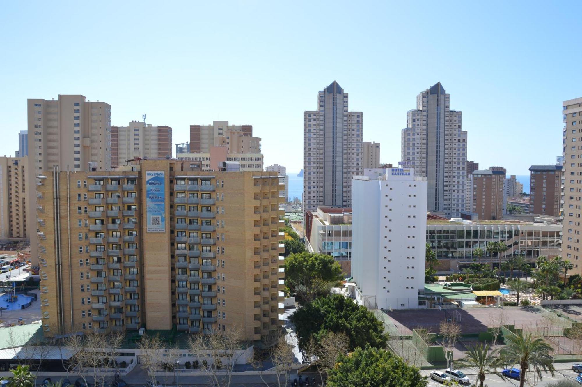 D'Oboe Marlovi Apt With Pool بينايدورم المظهر الخارجي الصورة